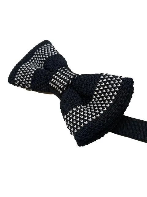 Elegant Black Knit Bowtie with Small Pattern