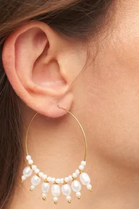 La Mome Bijou - Sunset Pearl Hoop Earring