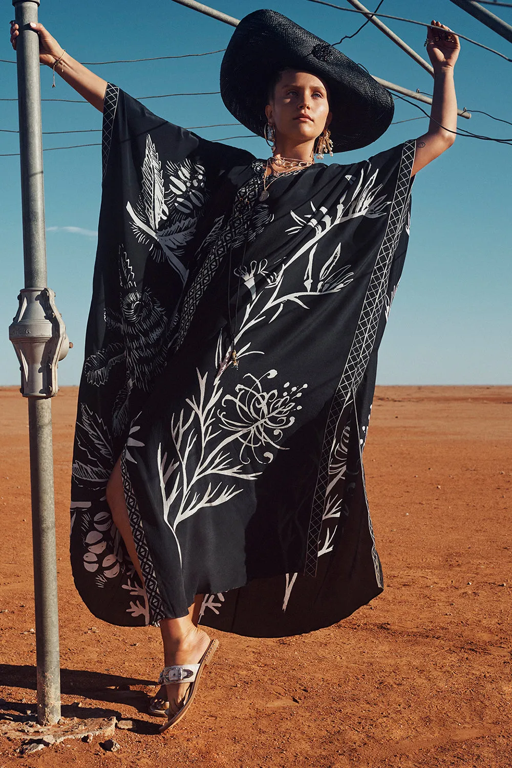 LONG LACE UP KAFTAN WITH EYELETS BOTANICAL BANDITS