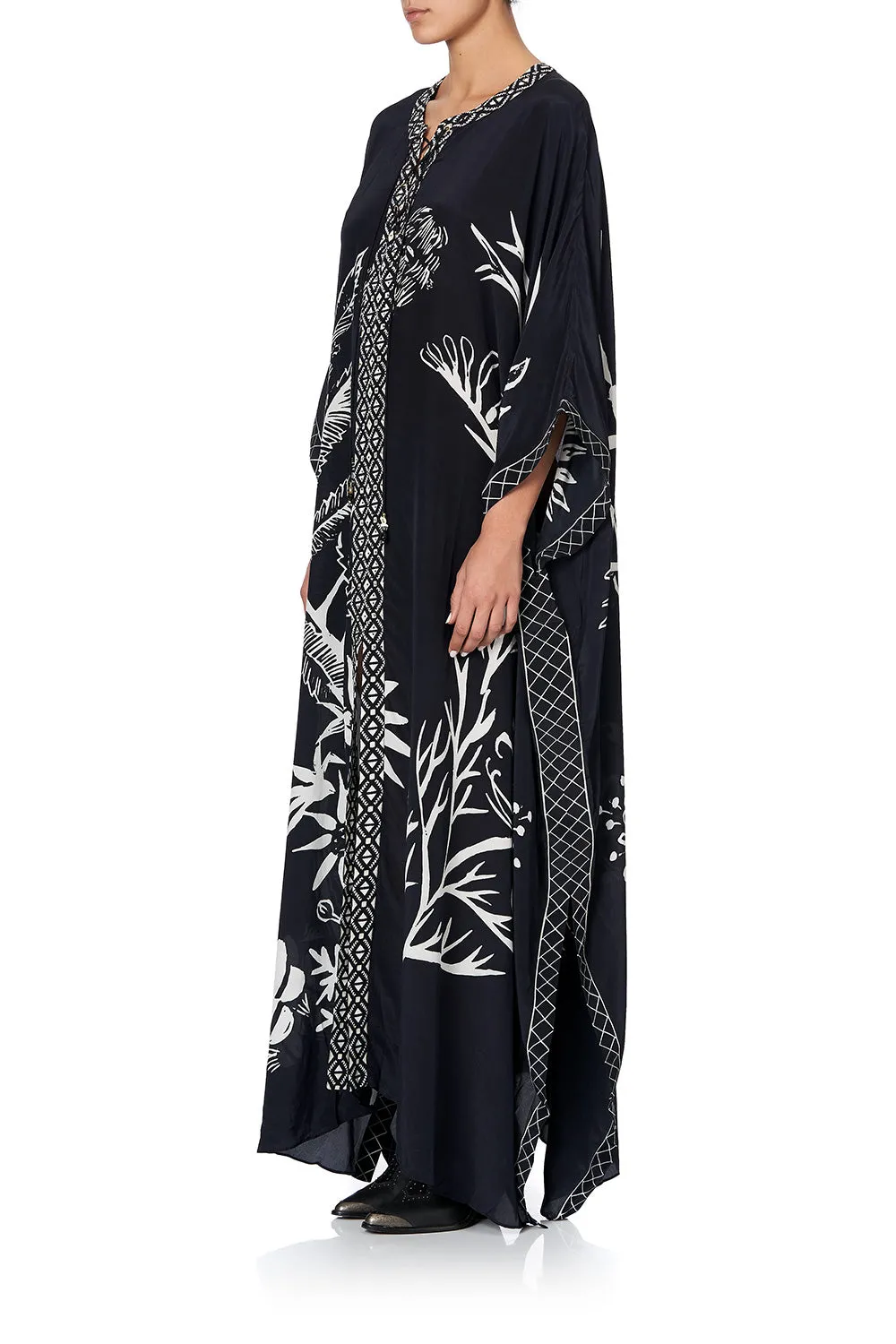 LONG LACE UP KAFTAN WITH EYELETS BOTANICAL BANDITS