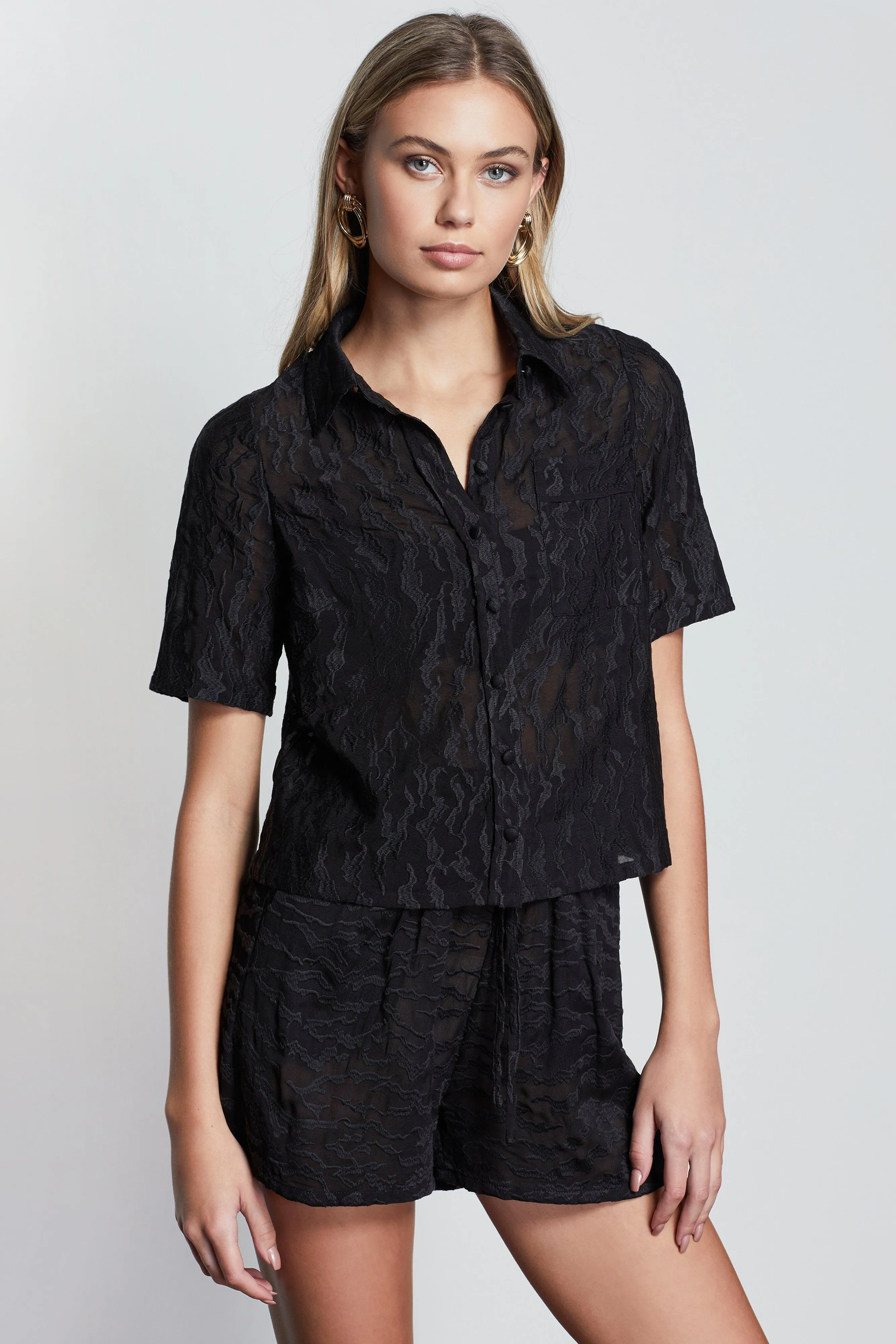 LUSH EMBROIDERED BUTTON UP | BLACK001