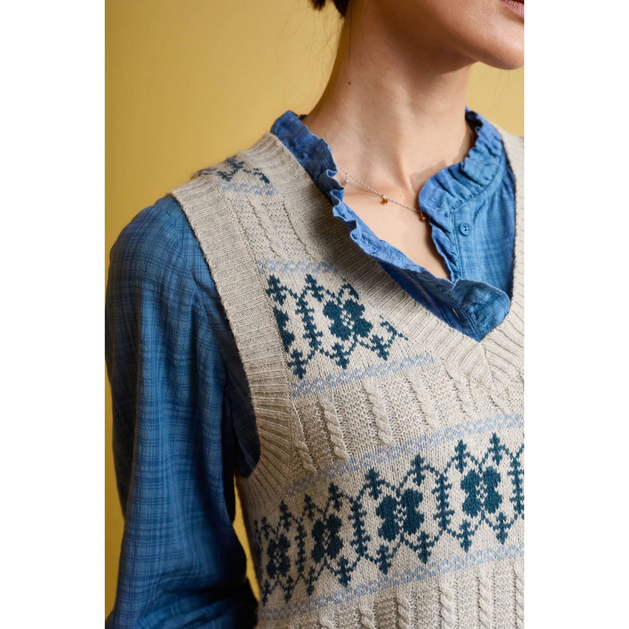 Seasalt Partridge Vest Porcelain Aran Cornflower