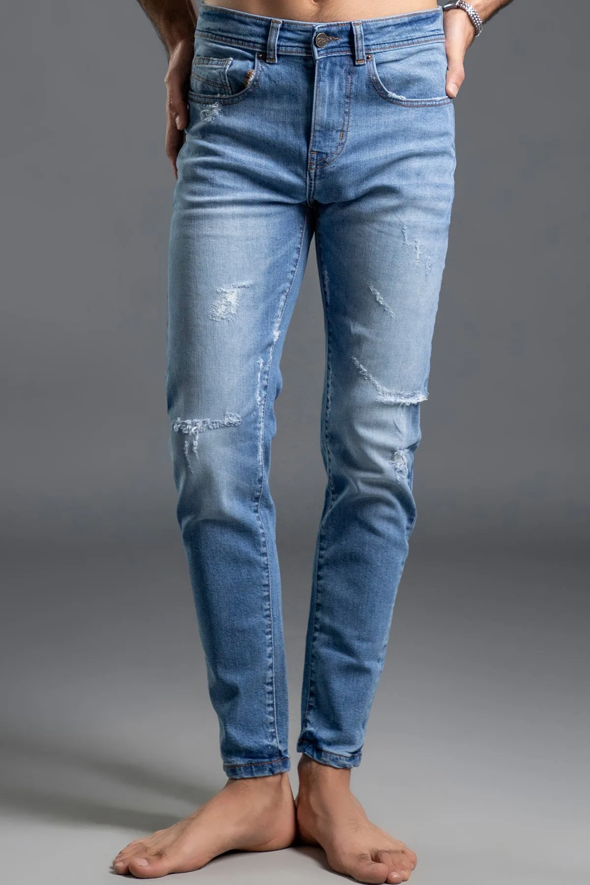 Skinny Mid Rise Jeans (Ice Blue) (Decible freak )