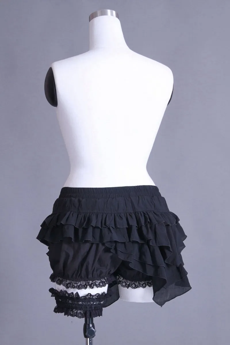 Women's Steampunk Irregular Layered Divided Shorts with Garter